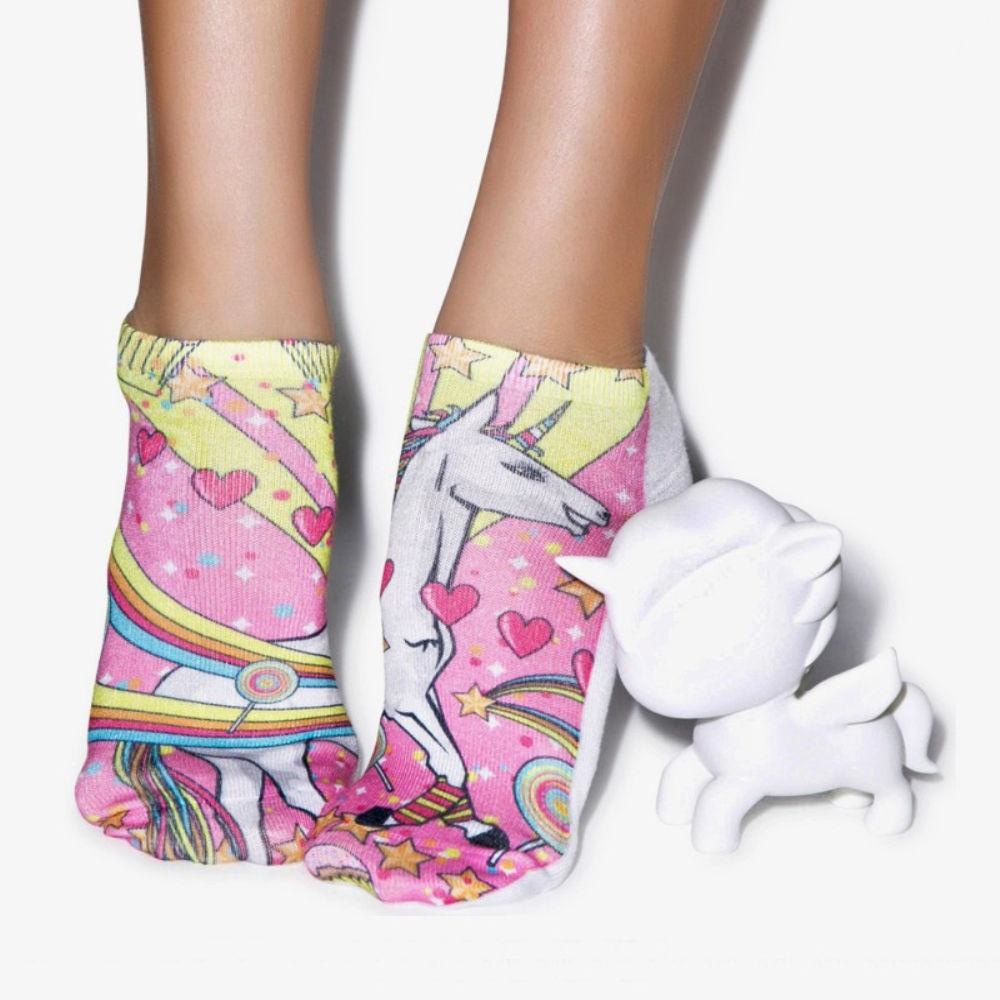 unicorn-explosion-socks-animal-ankle-magical-rainbow-sock-kawaii-babe_695-1